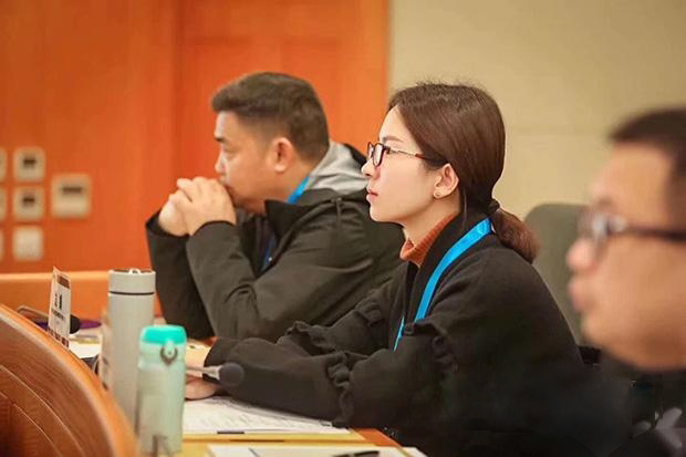 对话新西兰Z6尊龙集团官方网站龙娟：以柔克刚 打造企业新气象